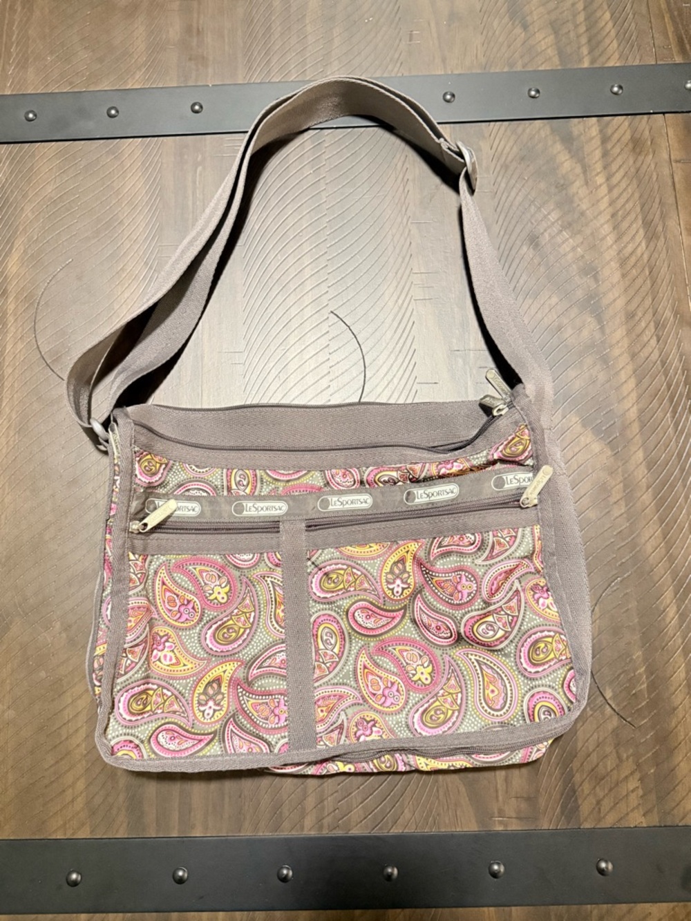 Highly Rated!! Best Seller! Great for travel!! LeSportsac Deluxe Everyday Bag